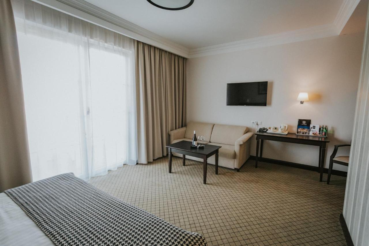 Hotel Toscania Włoszakowice Extérieur photo