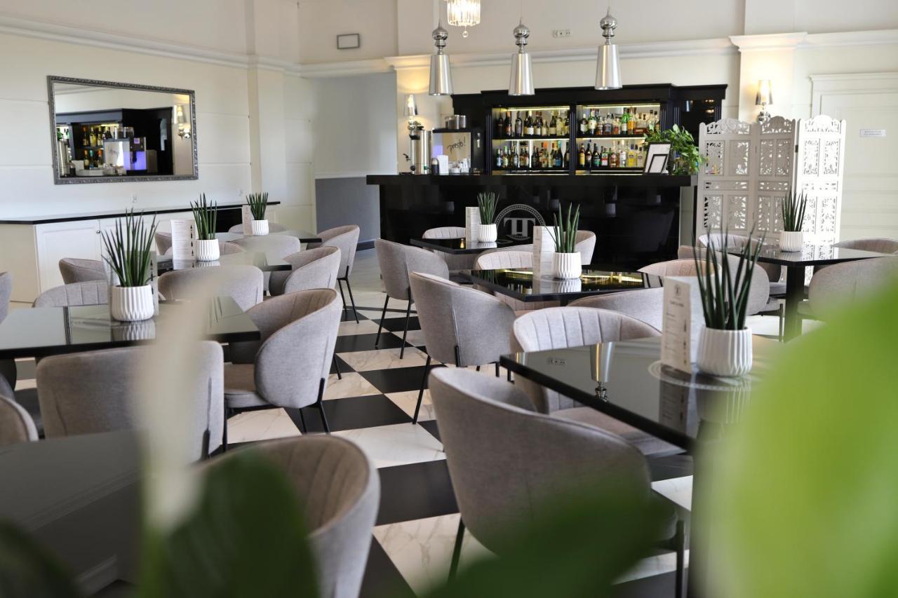 Hotel Toscania Włoszakowice Extérieur photo