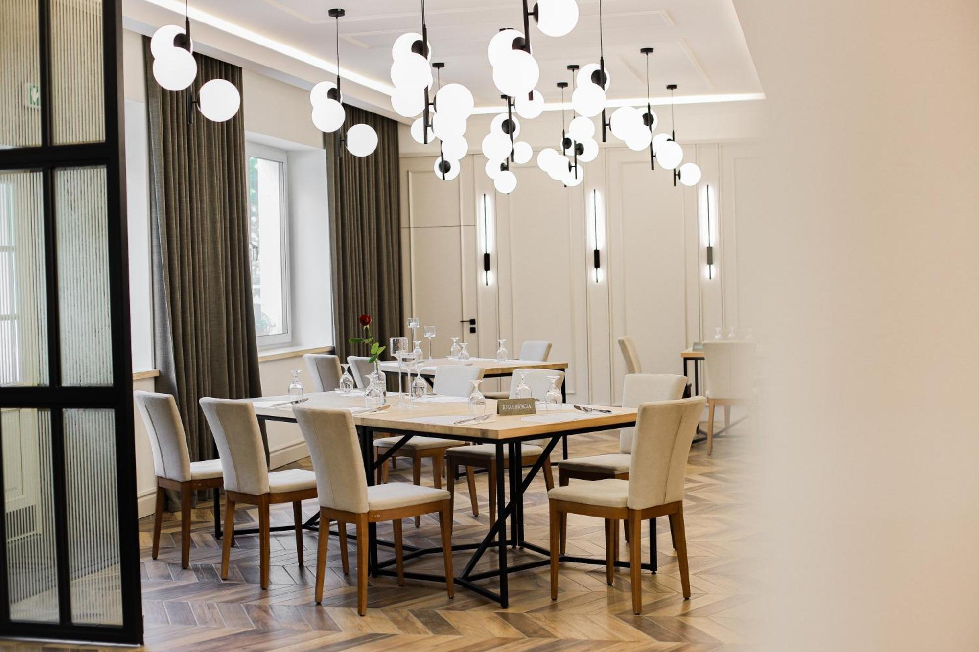 Hotel Toscania Włoszakowice Extérieur photo