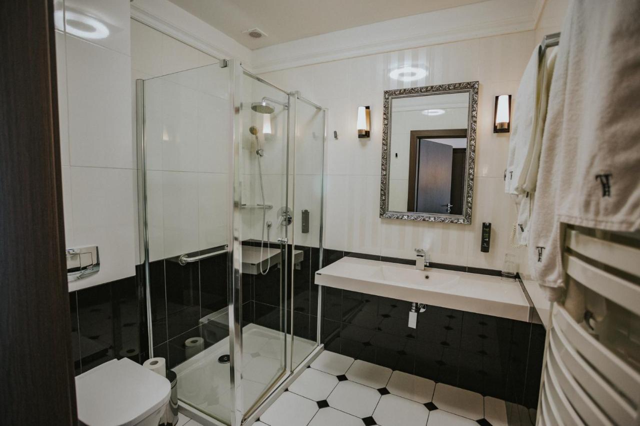 Hotel Toscania Włoszakowice Extérieur photo